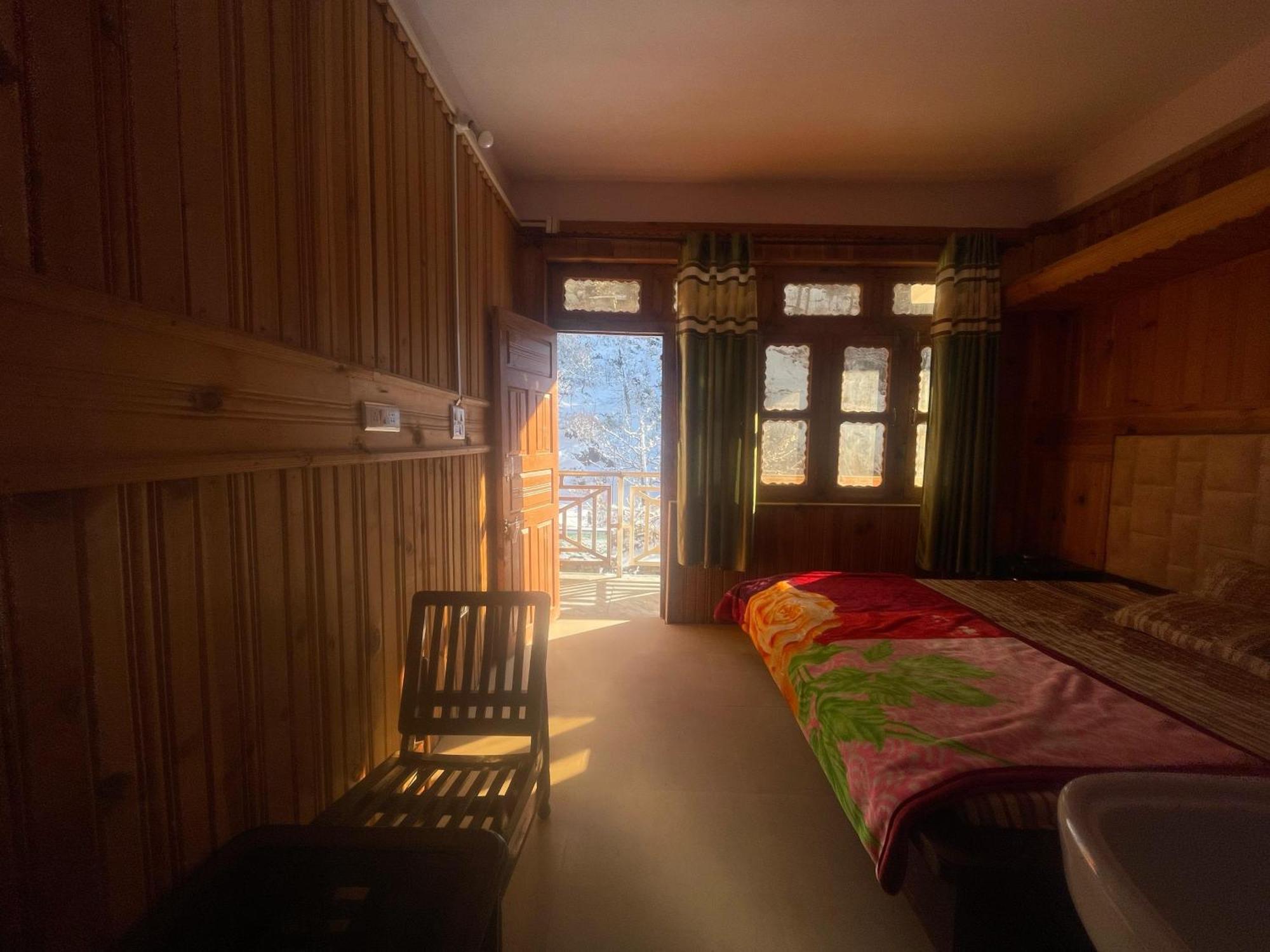 Hotel Sss The Chanshal Retreat Khashdhār Esterno foto
