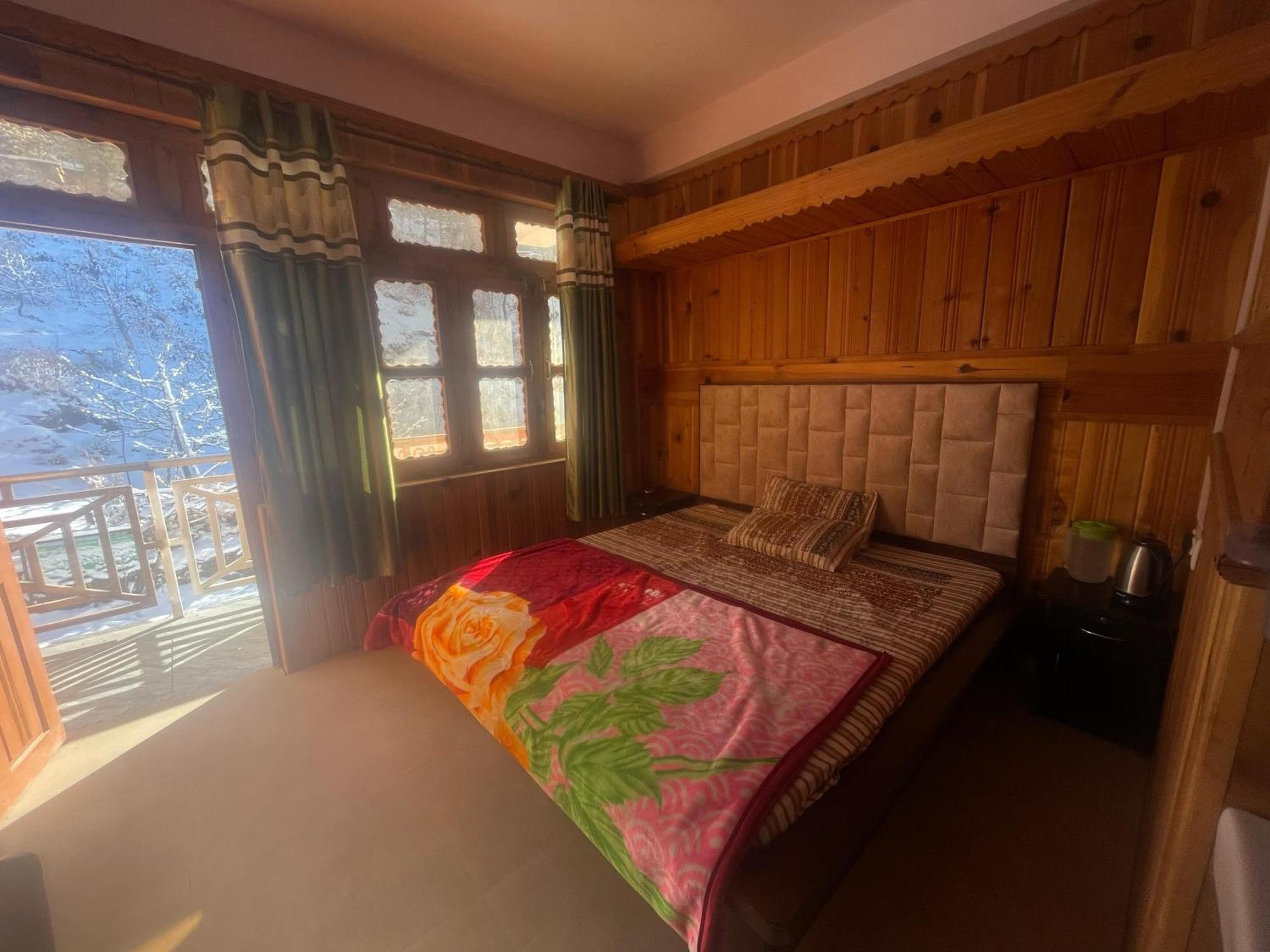 Hotel Sss The Chanshal Retreat Khashdhār Esterno foto